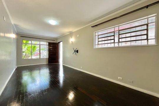 Casa para alugar com 3 quartos, 250m² em Vila Mascote, São Paulo