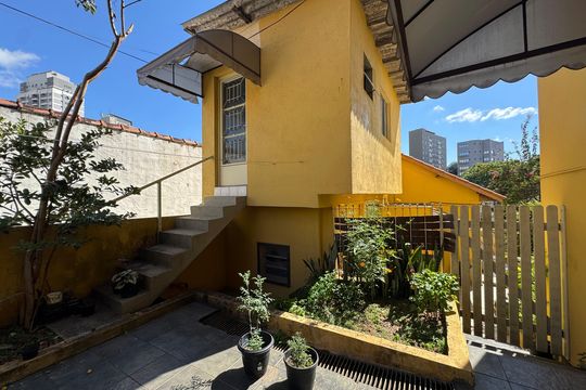 Quintal de casa à venda com 2 quartos, 290m² em Vila Osasco, Osasco
