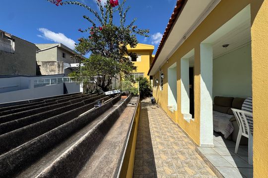 Corredor de casa à venda com 2 quartos, 290m² em Vila Osasco, Osasco