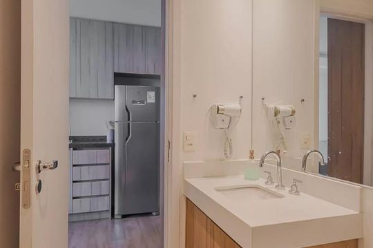 Cozinha de apartamento à venda com 1 quarto, 31m² em Pinheiros, São Paulo