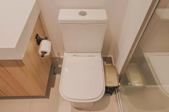 Banheiro de apartamento à venda com 1 quarto, 31m² em Pinheiros, São Paulo