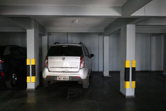 Garagem de apartamento à venda com 3 quartos, 180m² em Cruzeiro, Belo Horizonte