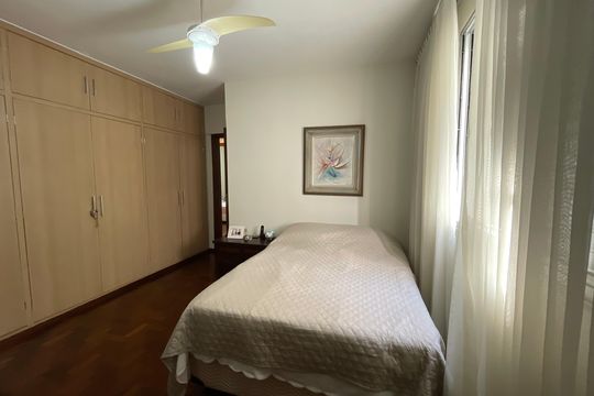 quarto de apartamento à venda com 3 quartos, 180m² em Cruzeiro, Belo Horizonte