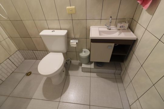 Banheiro da Suíte 3 de casa à venda com 5 quartos, 200m² em Padroeira, Osasco