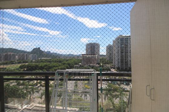 Área de serviço - Vista de apartamento à venda com 2 quartos, 70m² em Barra Olímpica, Rio de Janeiro