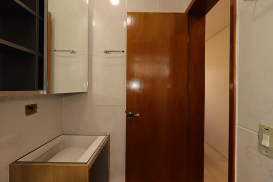 Banheiro da Suíte de apartamento à venda com 3 quartos, 149m² em Vila Luzita, Santo André