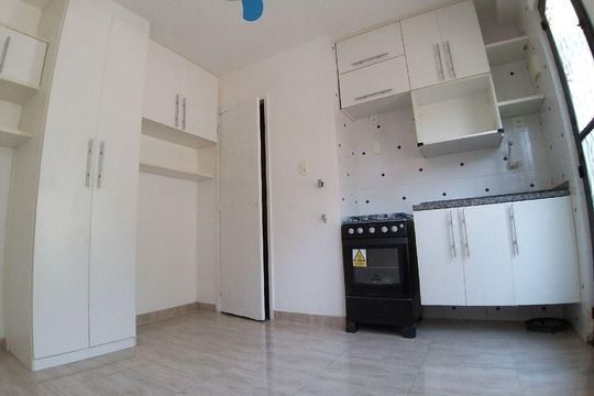 Cozinha de kitnet/studio à venda com 1 quarto, 30m² em Cachambi, Rio de Janeiro