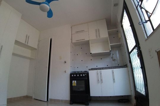 Cozinha de kitnet/studio à venda com 1 quarto, 30m² em Cachambi, Rio de Janeiro