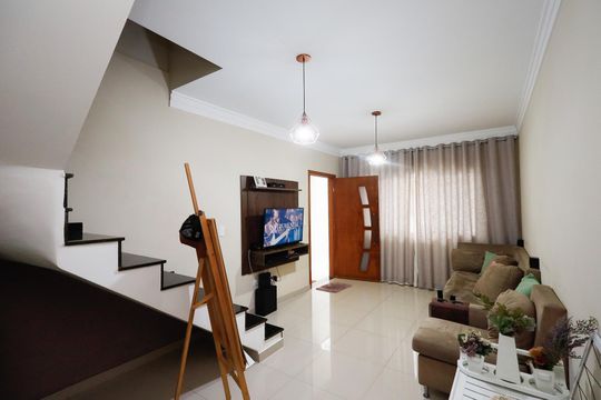 Sala  de casa à venda com 3 quartos, 220m² em Parque Vitoria, São Paulo