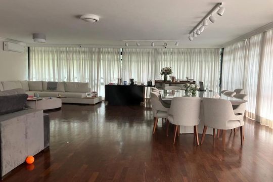 Casa à venda com 4 quartos, 400m² em Jardim Sao Bento, São Paulo