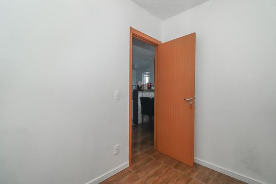 Quarto 2 de apartamento à venda com 2 quartos, 43m² em Chácara das Pedras, Porto Alegre
