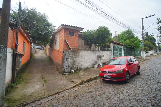 Entrada de casa à venda com 2 quartos, 80m² em Santa Teresa, São Leopoldo