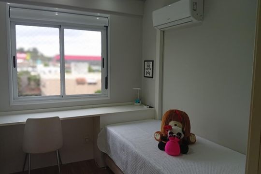 Quarto de apartamento à venda com 2 quartos, 68m² em Morro Santana, Porto Alegre