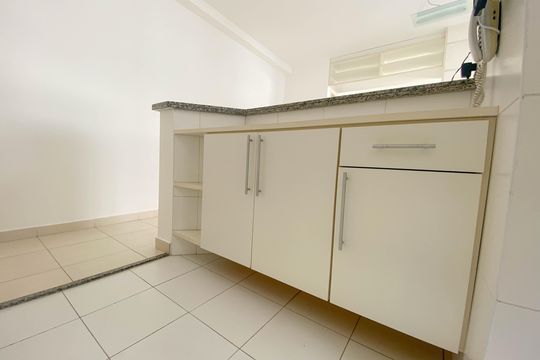 Cozinha de apartamento para alugar com 1 quarto, 36m² em Perdizes, São Paulo