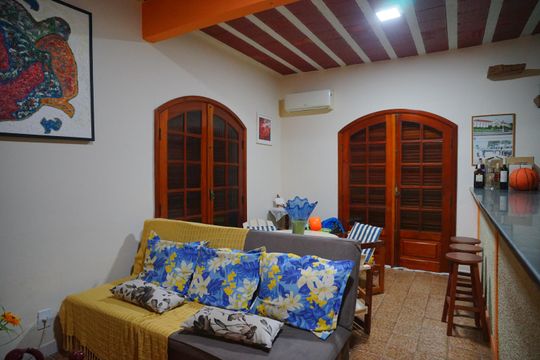 Sala 1 de casa para alugar com 4 quartos, 349m² em Itaipuaçu, Maricá