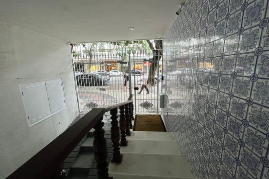 Portaria  de kitnet/studio à venda com 1 quarto, 33m² em Leblon, Rio de Janeiro
