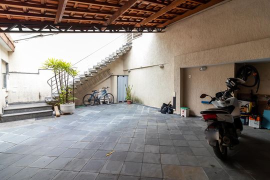 Garagem de casa à venda com 3 quartos, 500m² em Jardim Franca, São Paulo