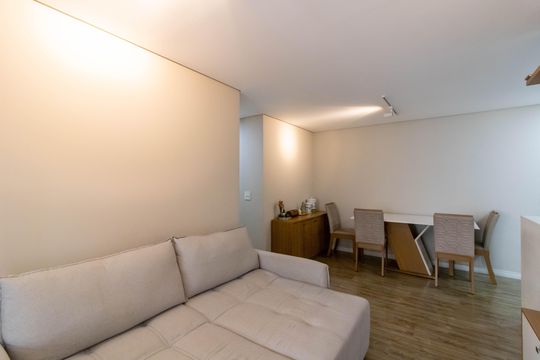 Sala de apartamento à venda com 2 quartos, 68m² em Jardim Flor da Montanha, Guarulhos