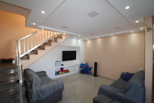 Casa à venda com 3 quartos, 125m² em Santa Ines, São Paulo