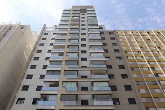 Fachada de kitnet/studio para alugar com 1 quarto, 40m² em Bela Vista, São Paulo