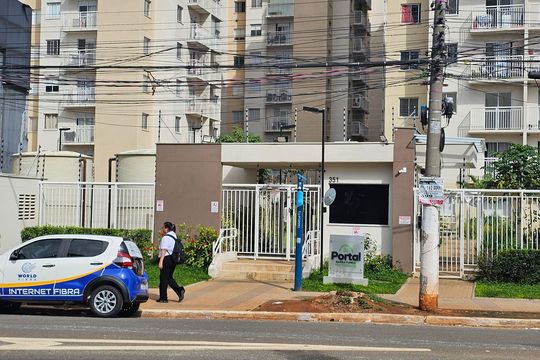 Fachada de apartamento para alugar com 2 quartos, 36m² em Bom Retiro, São Paulo