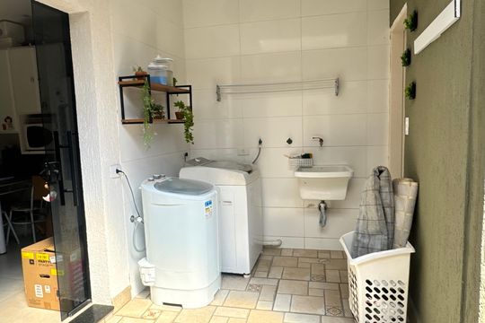 Área de Serviço de casa à venda com 3 quartos, 280m² em Jardim Faria Lima, São Paulo