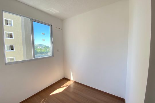 Apartamento à venda com 2 quartos, 44m² em Inhaúma, Rio de Janeiro