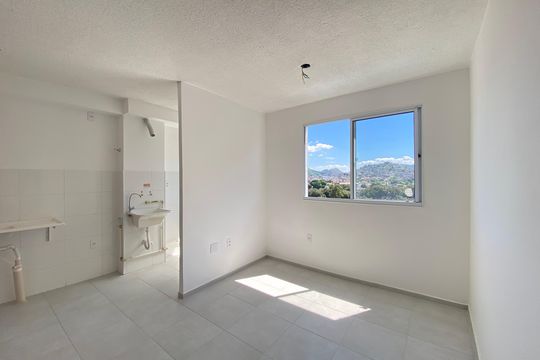 Apartamento à venda com 2 quartos, 44m² em Inhaúma, Rio de Janeiro