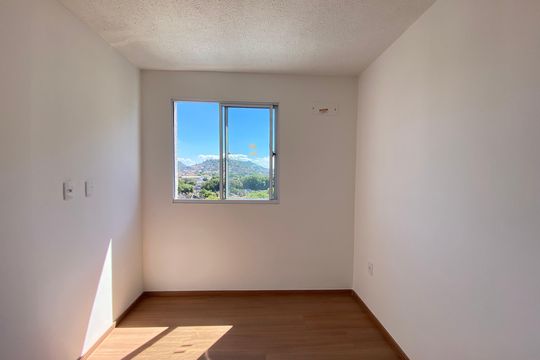 Apartamento à venda com 2 quartos, 44m² em Inhaúma, Rio de Janeiro