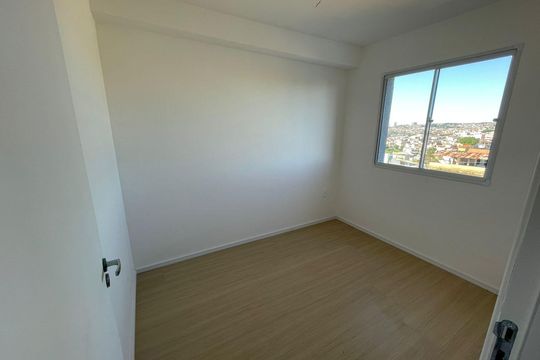 Quarto 1 de apartamento à venda com 2 quartos, 29m² em Jardim Imperador (zona Leste), São Paulo