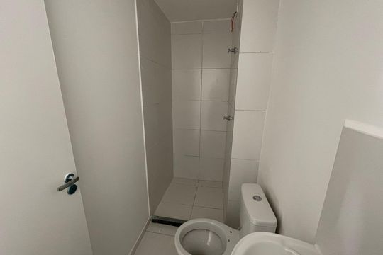 Banheiro de apartamento à venda com 2 quartos, 29m² em Jardim Imperador (zona Leste), São Paulo