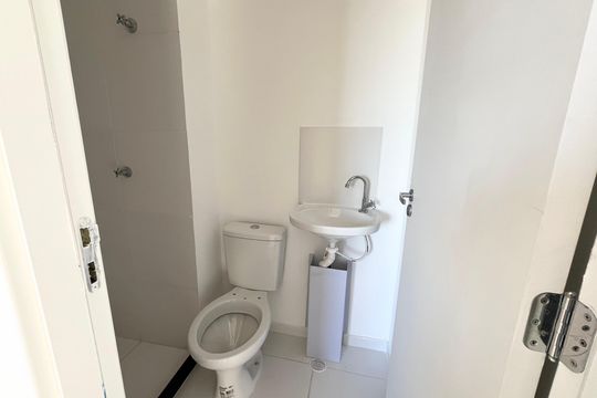 Banheiro de apartamento à venda com 1 quarto, 35m² em Jardim Imperador (zona Leste), São Paulo