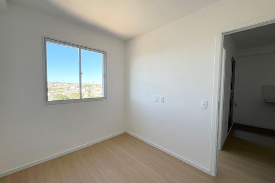 Quarto 2 de apartamento à venda com 2 quartos, 29m² em Jardim Imperador (zona Leste), São Paulo