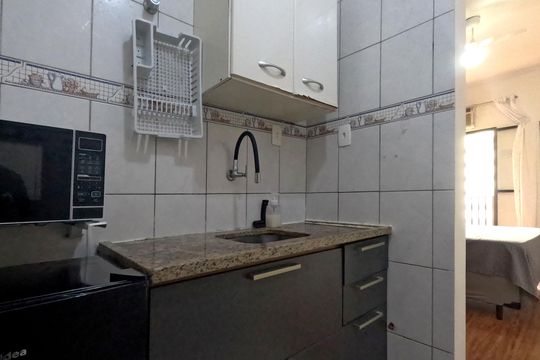Cozinha de kitnet/studio para alugar com 1 quarto, 37m² em Ponta da Praia, Santos