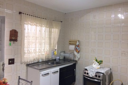 Casa à venda com 3 quartos, 85m² em Vila Yolanda, Osasco