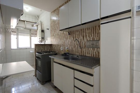 Cozinha - Armários de apartamento à venda com 2 quartos, 53m² em Taquara, Rio de Janeiro