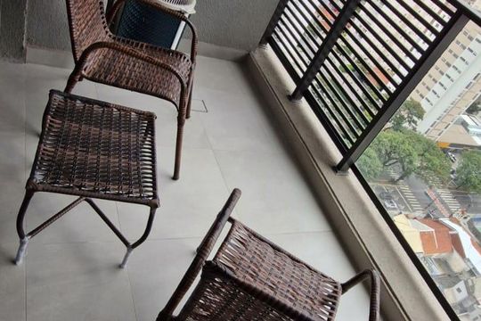 Varanda de kitnet/studio para alugar com 1 quarto, 27m² em Pompeia, São Paulo