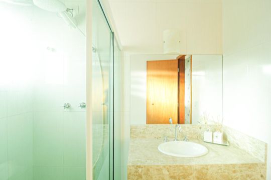 Banheiro de casa para alugar com 3 quartos, 169m² em Jardim Primavera, São Paulo