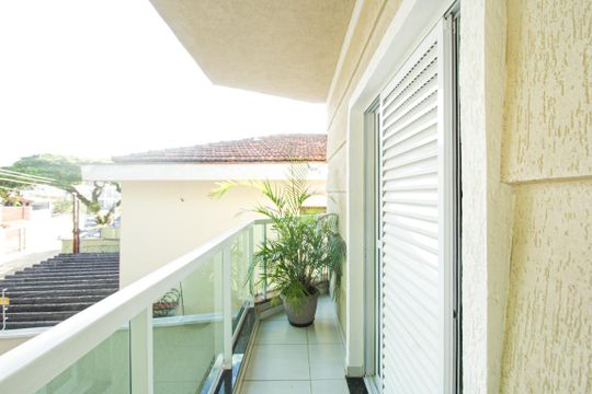 Sacada de casa para alugar com 3 quartos, 169m² em Jardim Primavera, São Paulo