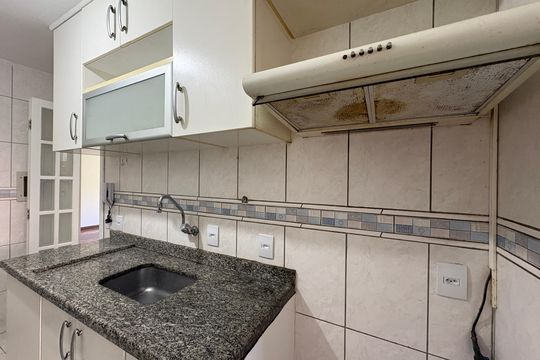 Cozinha de apartamento à venda com 2 quartos, 54m² em Jardim Iris, São Paulo