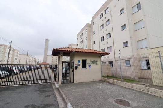 Fachada de apartamento à venda com 2 quartos, 54m² em Setor Militar, Osasco