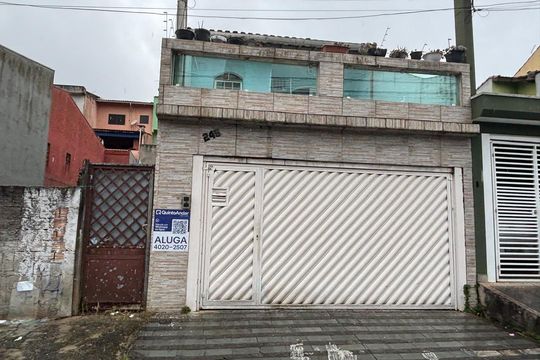 Fachada  de casa para alugar com 3 quartos, 125m² em Montanhão, São Bernardo do Campo