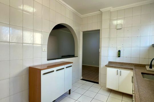 Cozinha de apartamento para alugar com 2 quartos, 81m² em Vila Mariana, São Paulo