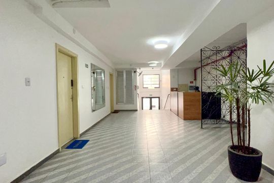 Hall de entrada de apartamento para alugar com 2 quartos, 81m² em Vila Mariana, São Paulo