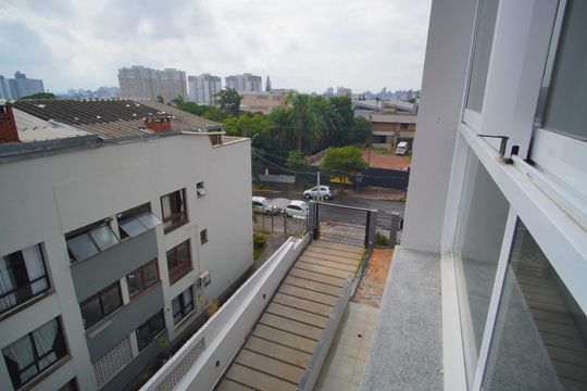 Apartamento à venda com 2 quartos, 62m² em Vila Ipiranga, Porto Alegre