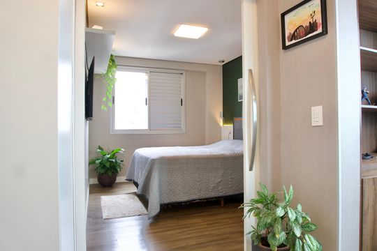 Closet da suíte 1 de apartamento à venda com 2 quartos, 90m² em Cruzeiro, Belo Horizonte