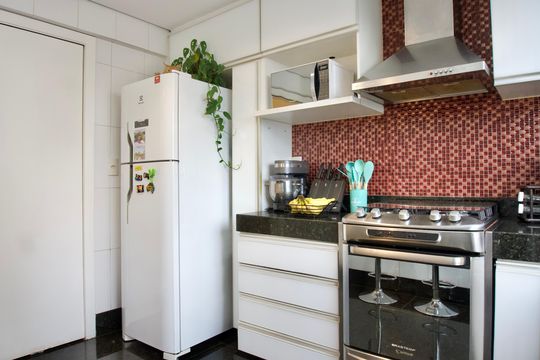 Cozinha de apartamento à venda com 2 quartos, 90m² em Cruzeiro, Belo Horizonte