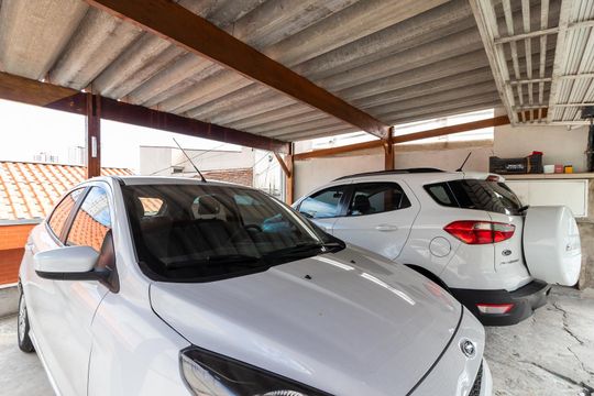 Garagem de casa à venda com 7 quartos, 230m² em Mandaqui, São Paulo