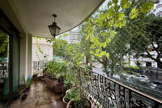 Sacada de apartamento à venda com 4 quartos, 200m² em Campo Belo, São Paulo