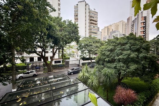 Vista de apartamento à venda com 4 quartos, 200m² em Campo Belo, São Paulo